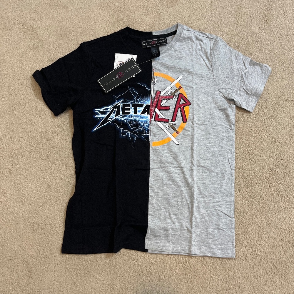 NEW Large Polly & Esther Split Graphic Tee –100% cotton
